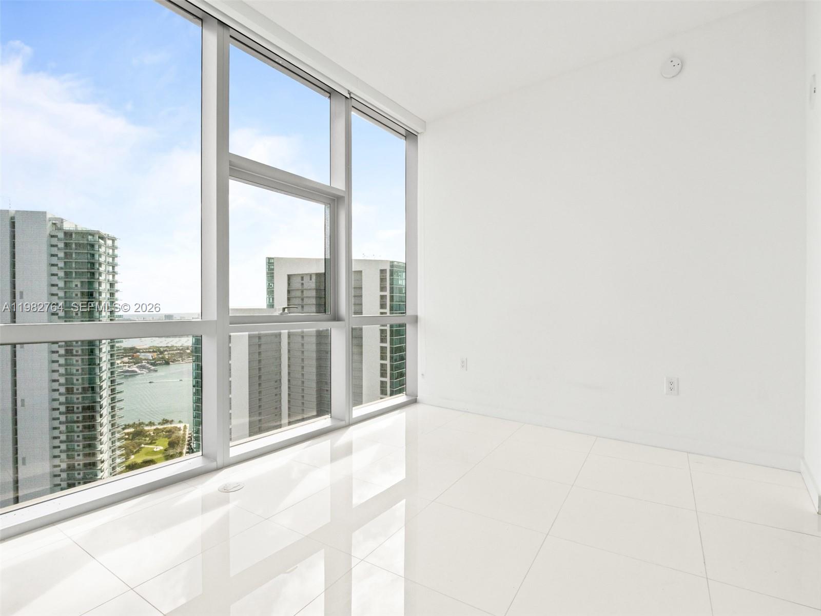 851 NE 1st Ave #4801 Miami, FL 33132