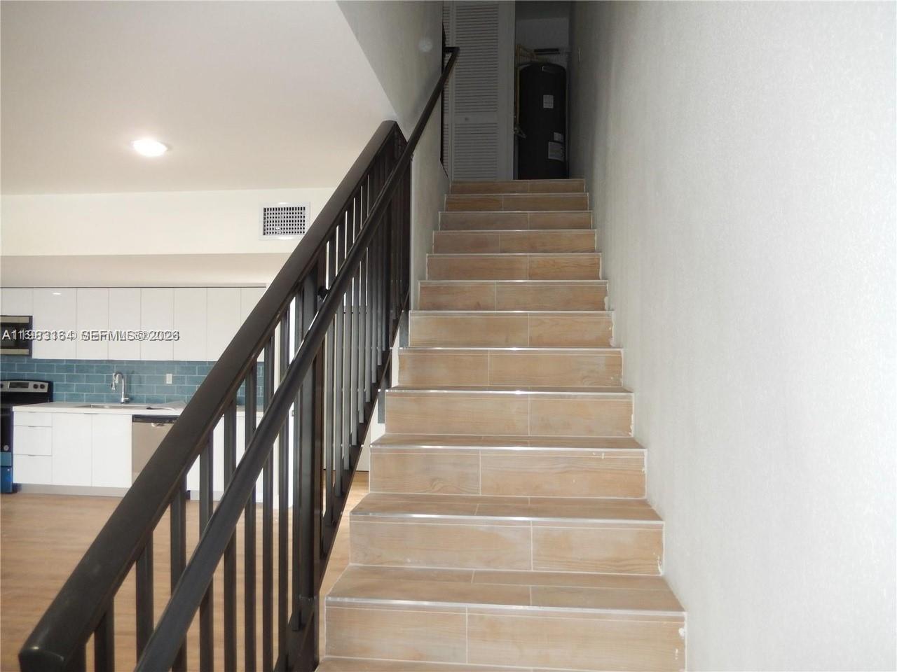 16955 SW 100th Ave Miami, FL 33157