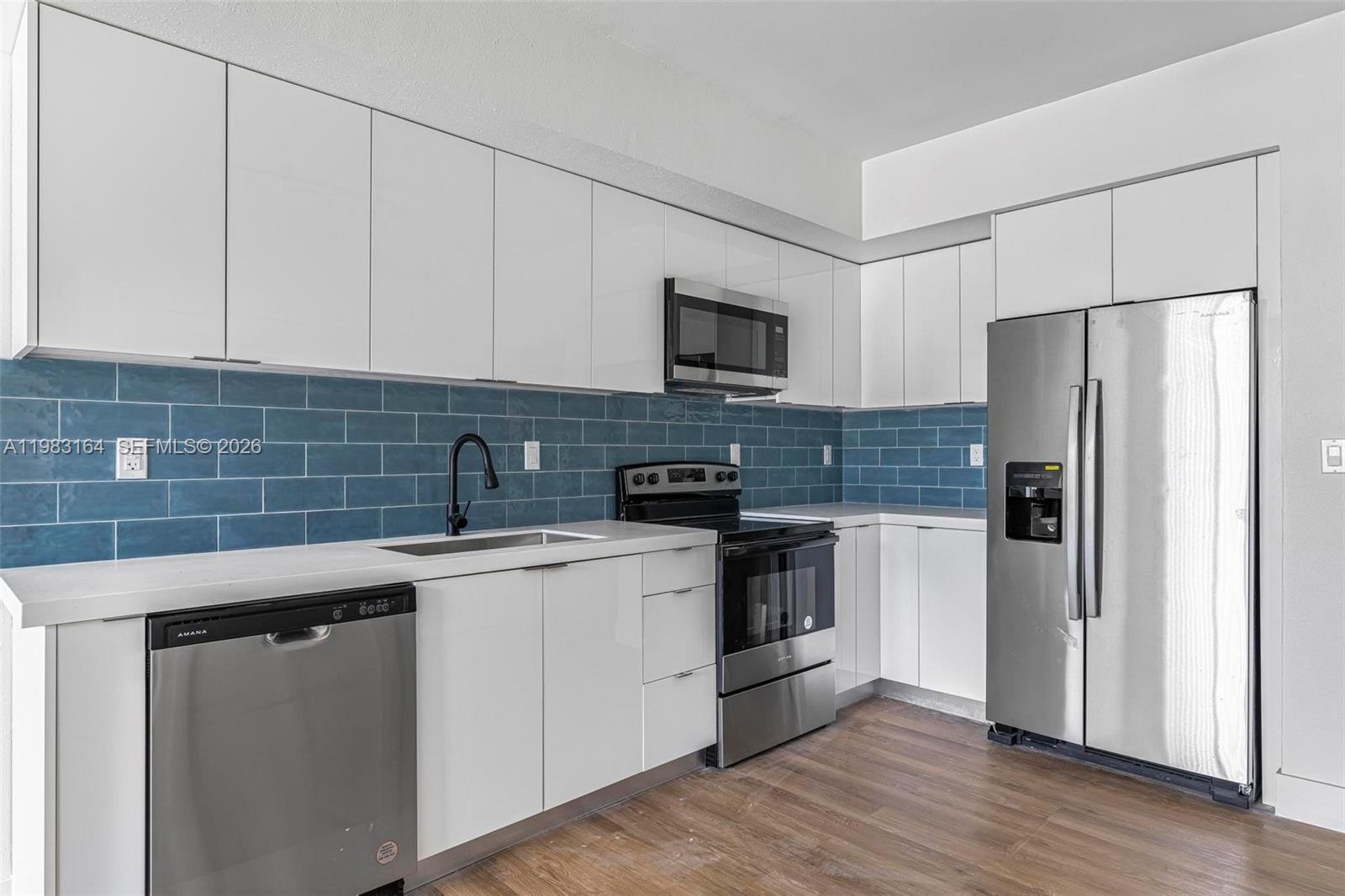 16955 SW 100th Ave Miami, FL 33157