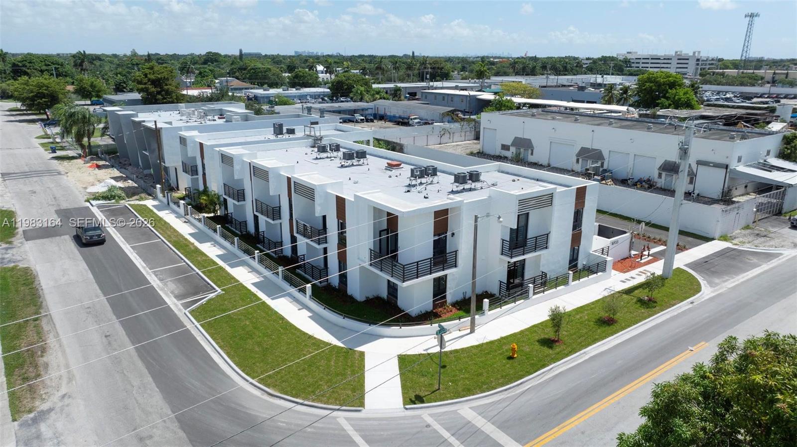 16955 SW 100th Ave Miami, FL 33157