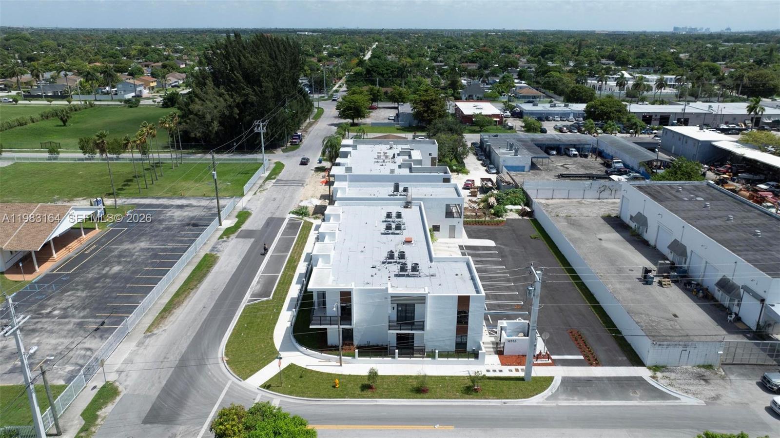 16955 SW 100th Ave Miami, FL 33157