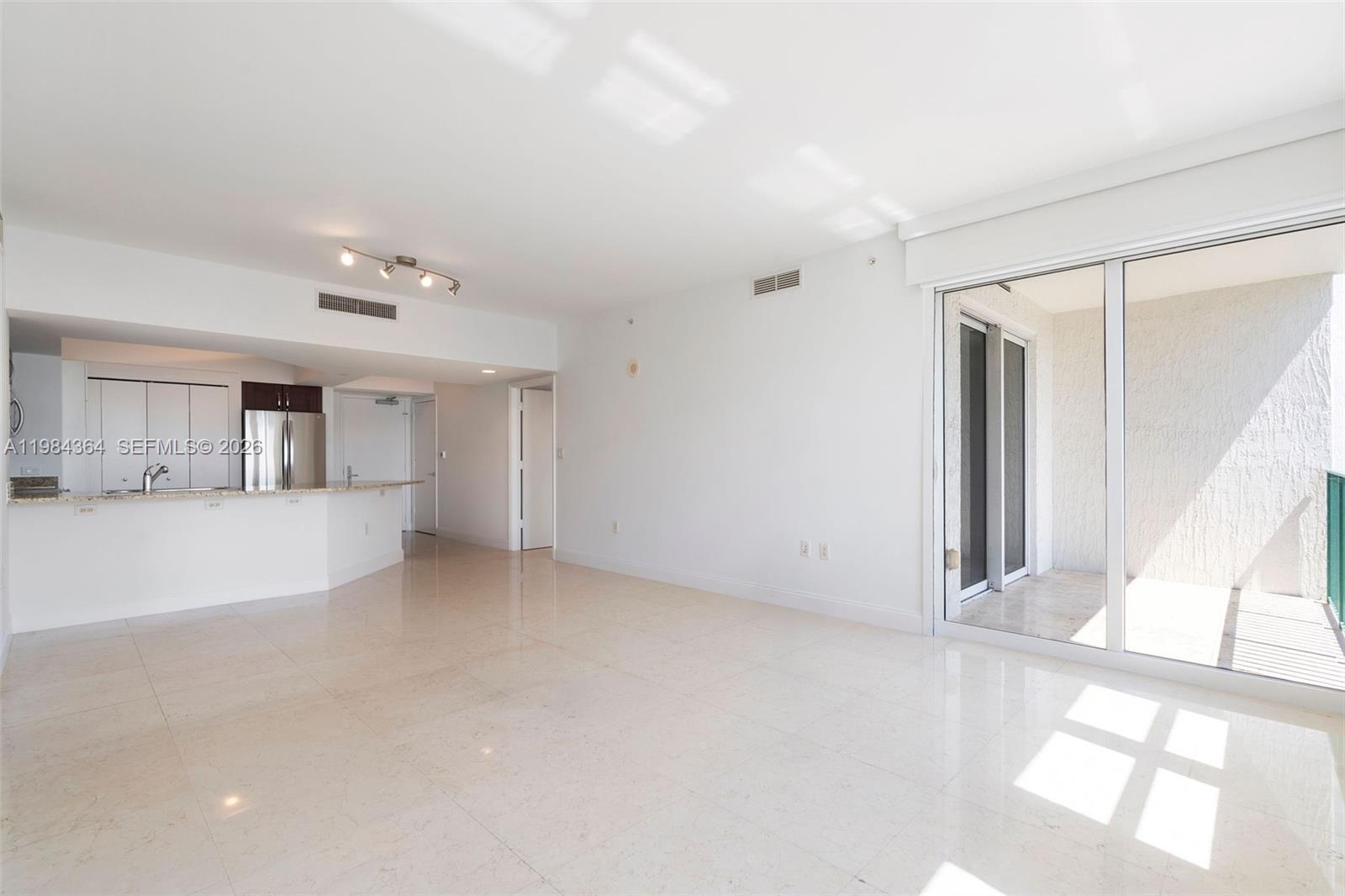 20000 E Country Clb Dr #1109 Aventura, FL 33180