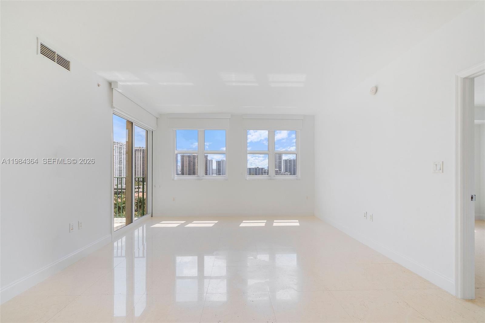 20000 E Country Clb Dr #1109 Aventura, FL 33180