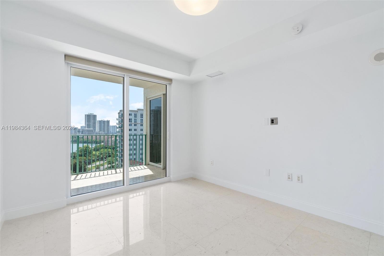 20000 E Country Clb Dr #1109 Aventura, FL 33180