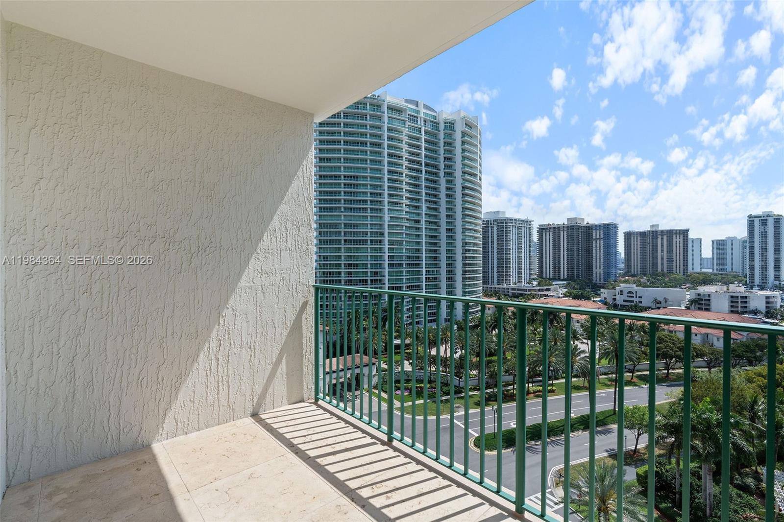20000 E Country Clb Dr #1109 Aventura, FL 33180