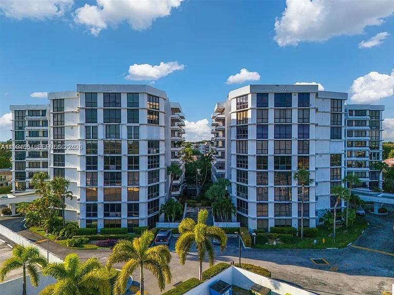 13951 Kendale Lks Cir #910A