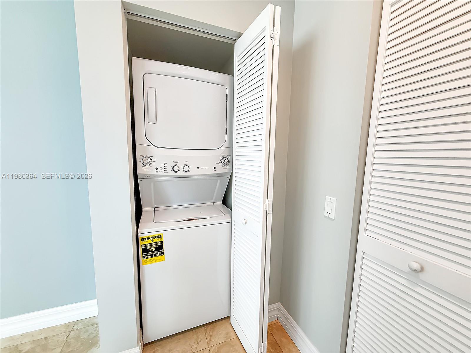 image Brickell on the River South21