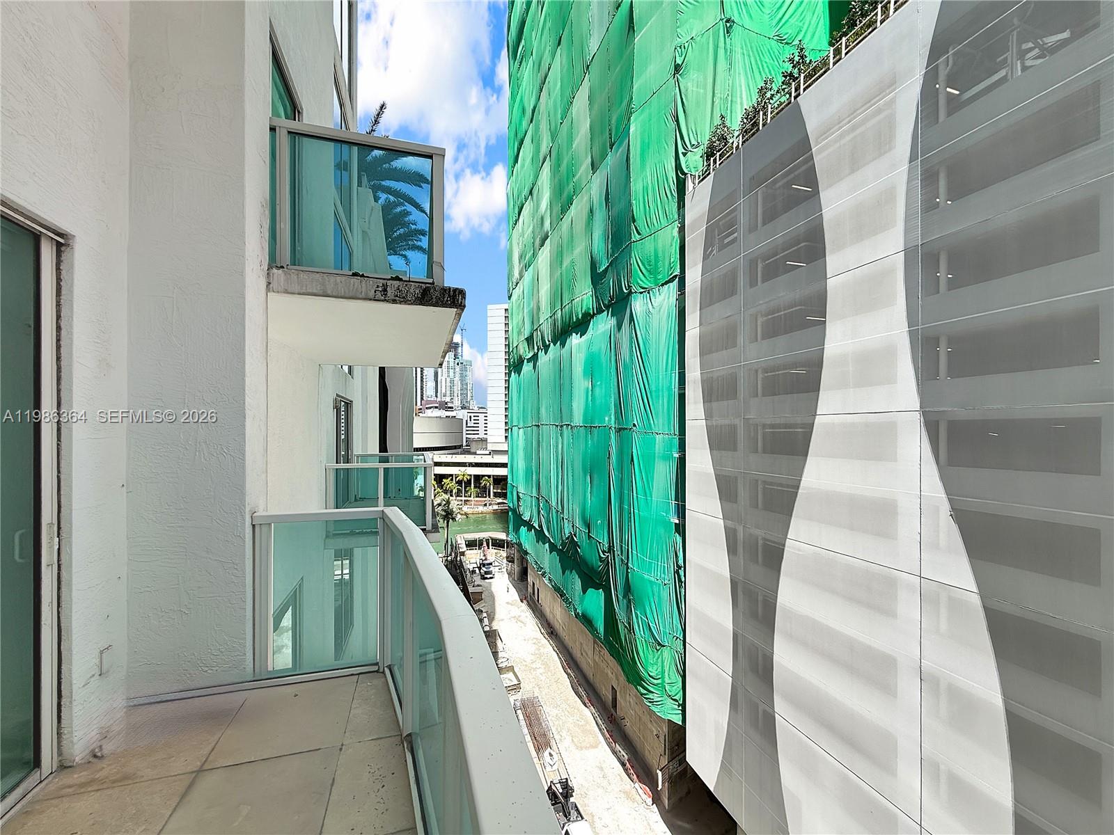 image Brickell on the River South25