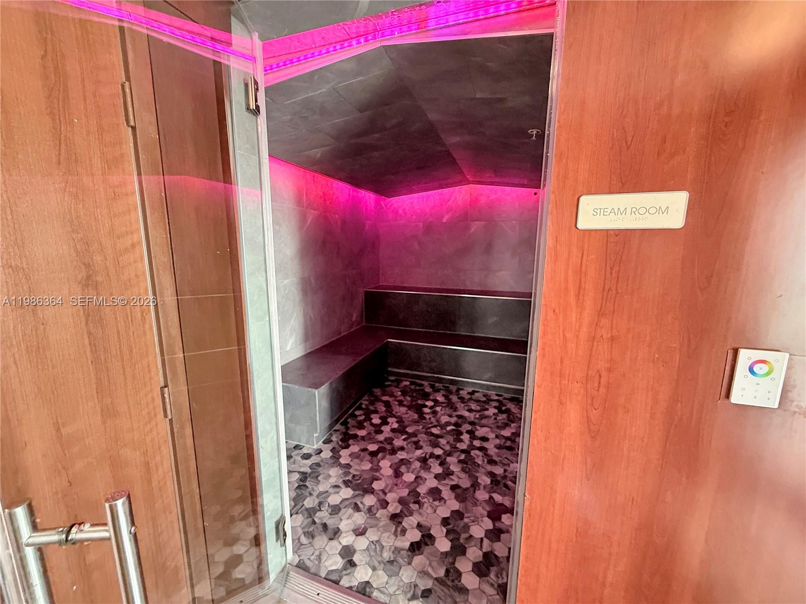 image Brickell on the River South38