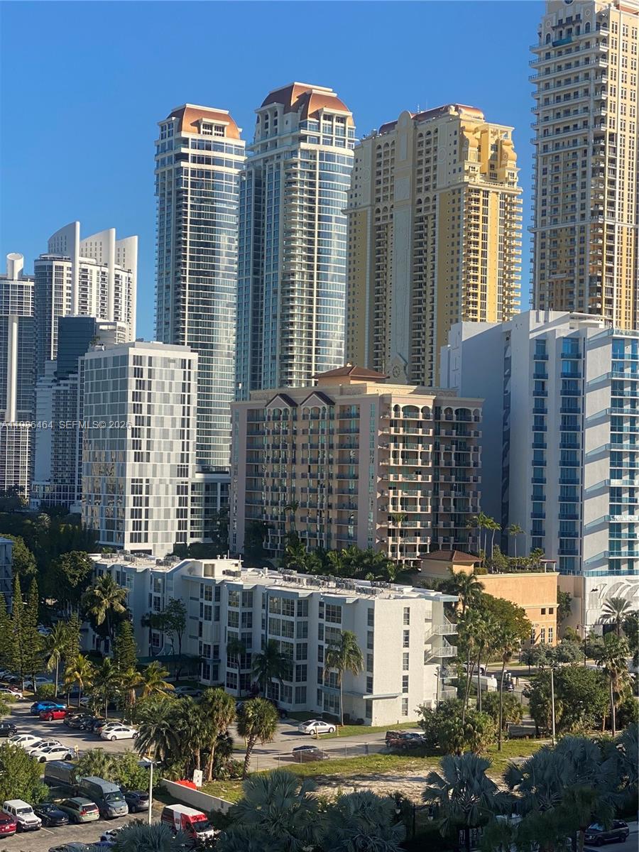 image Winston Towers 3004