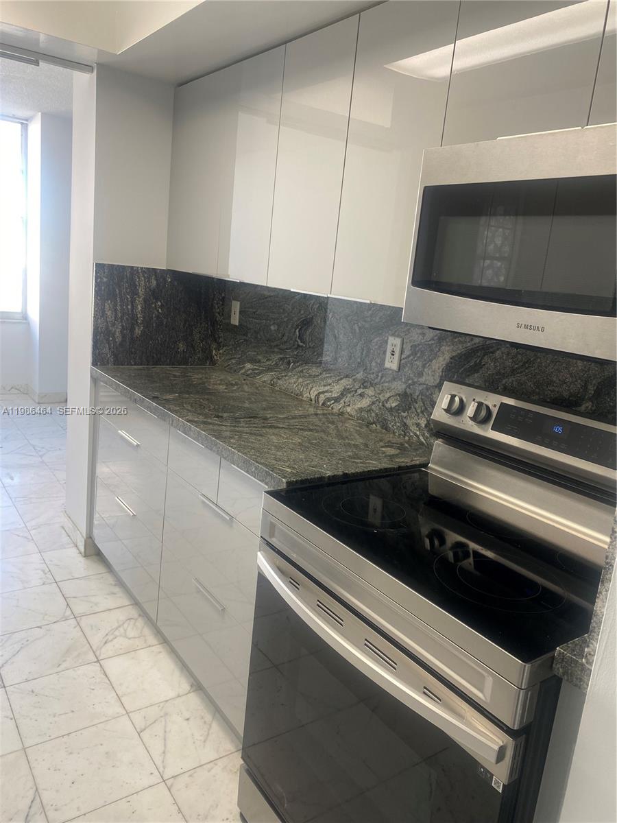 image Winston Towers 3008