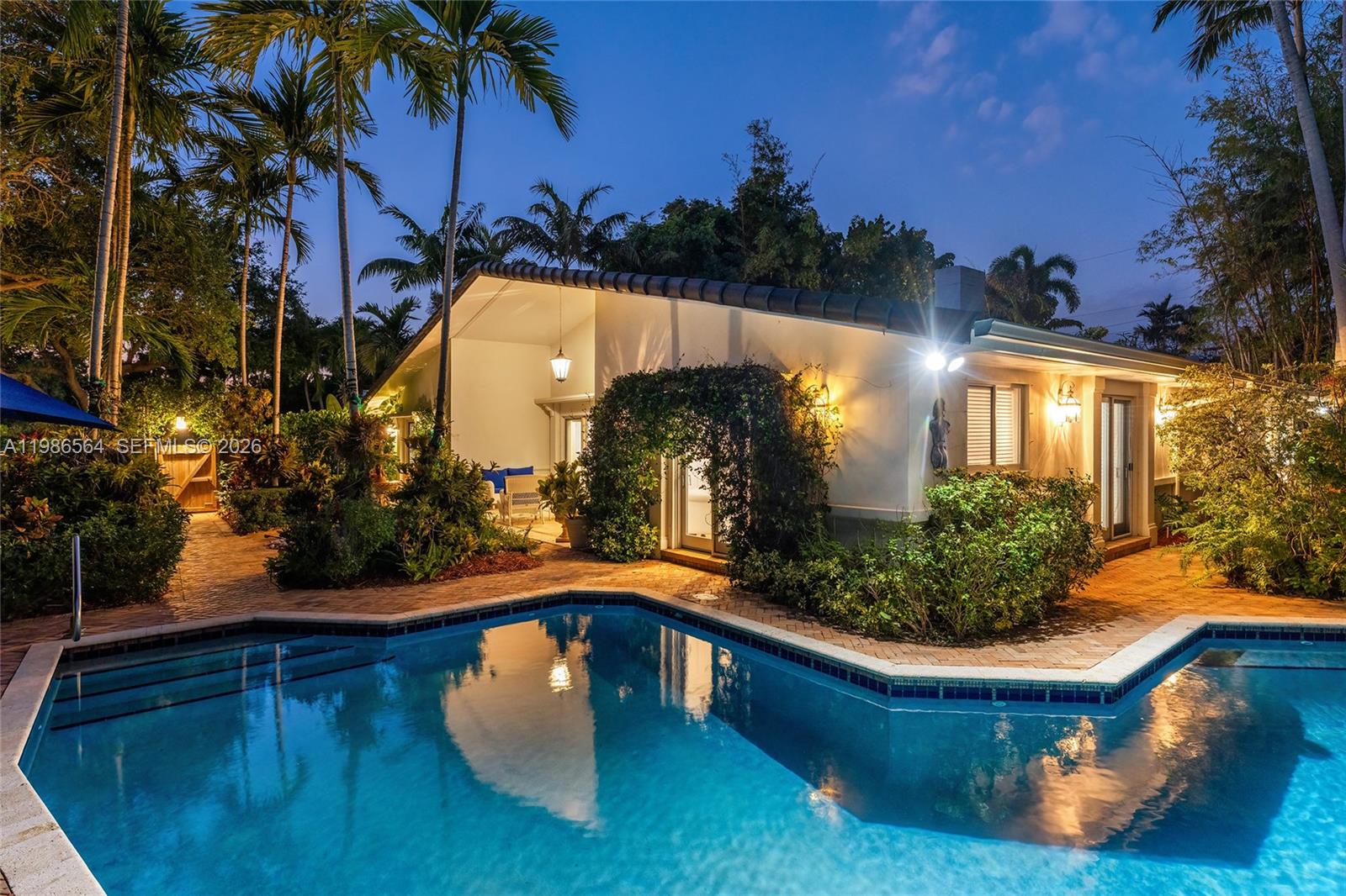 269 Cranwood Dr Key Biscayne, FL 33149