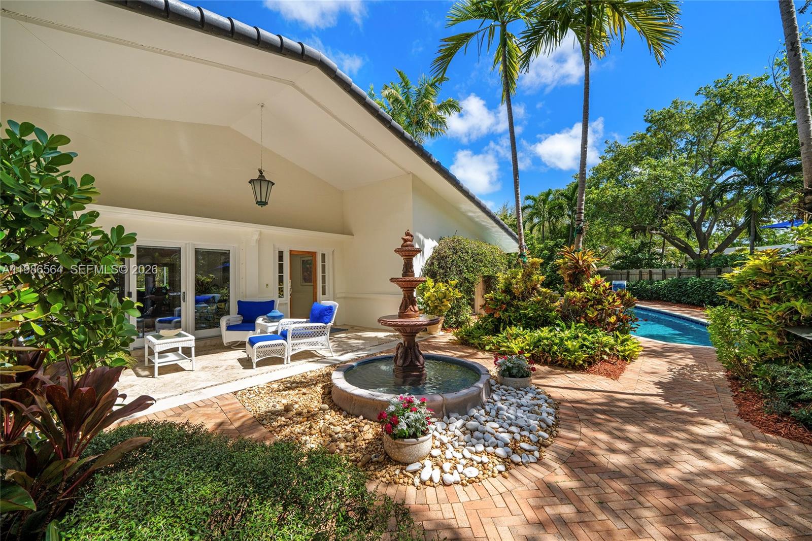 269 Cranwood Dr Key Biscayne, FL 33149