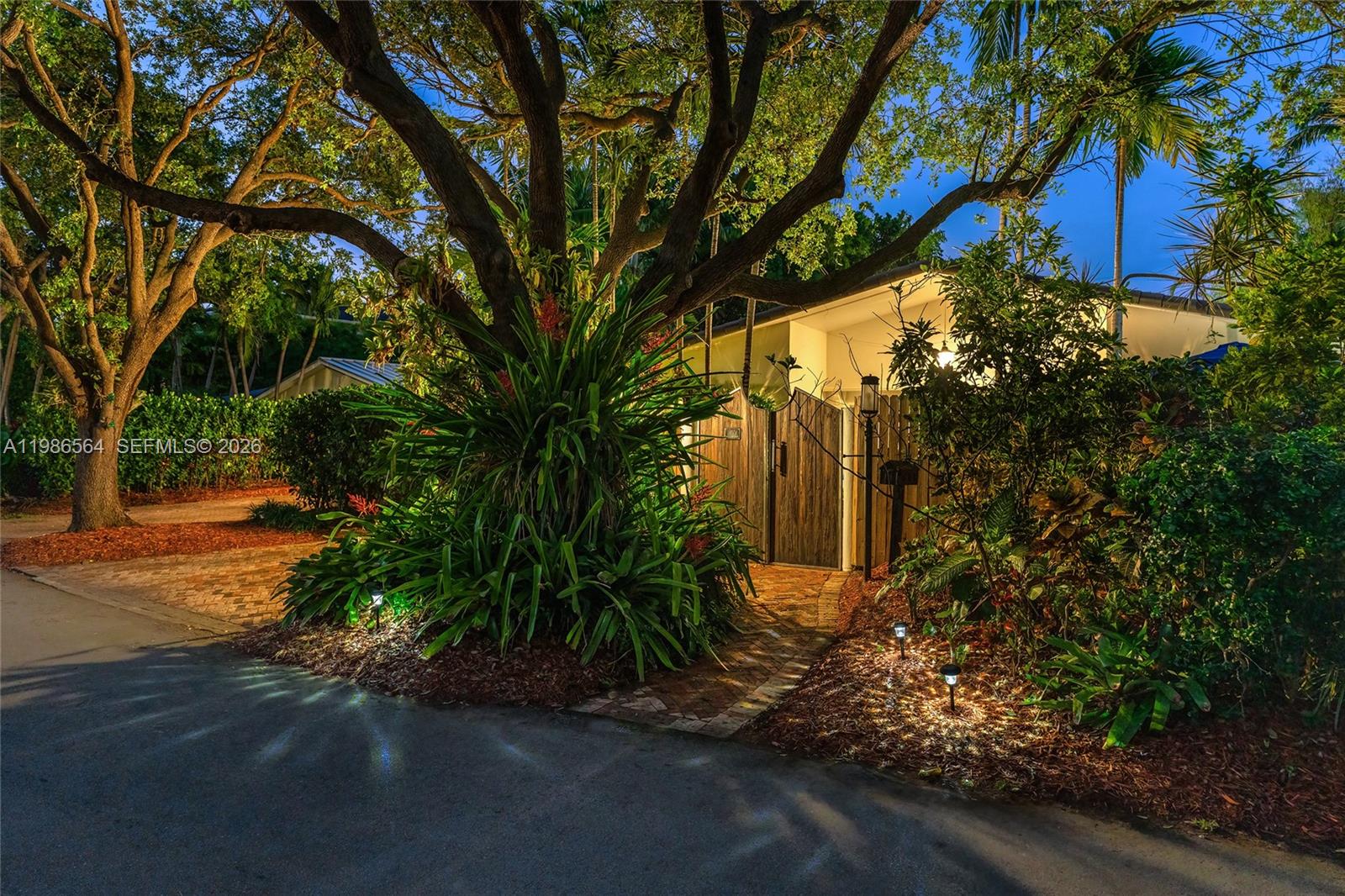 269 Cranwood Dr Key Biscayne, FL 33149