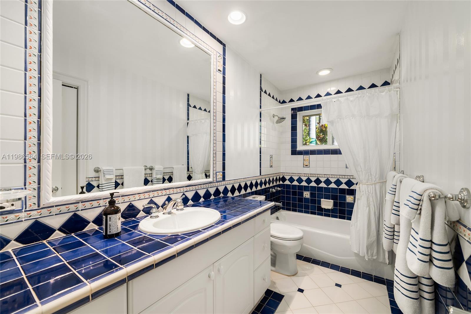 269 Cranwood Dr Key Biscayne, FL 33149