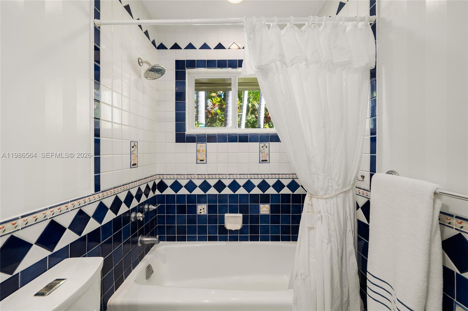 269 Cranwood Dr Key Biscayne, FL 33149