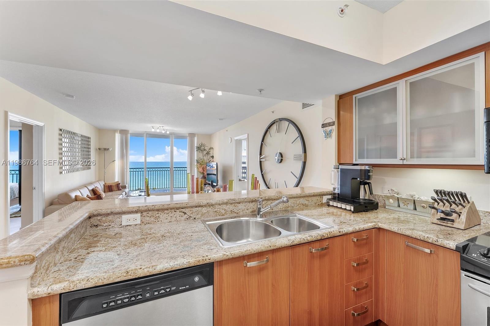 2011 N Ocean Blvd #1106 Fort Lauderdale, FL 33305