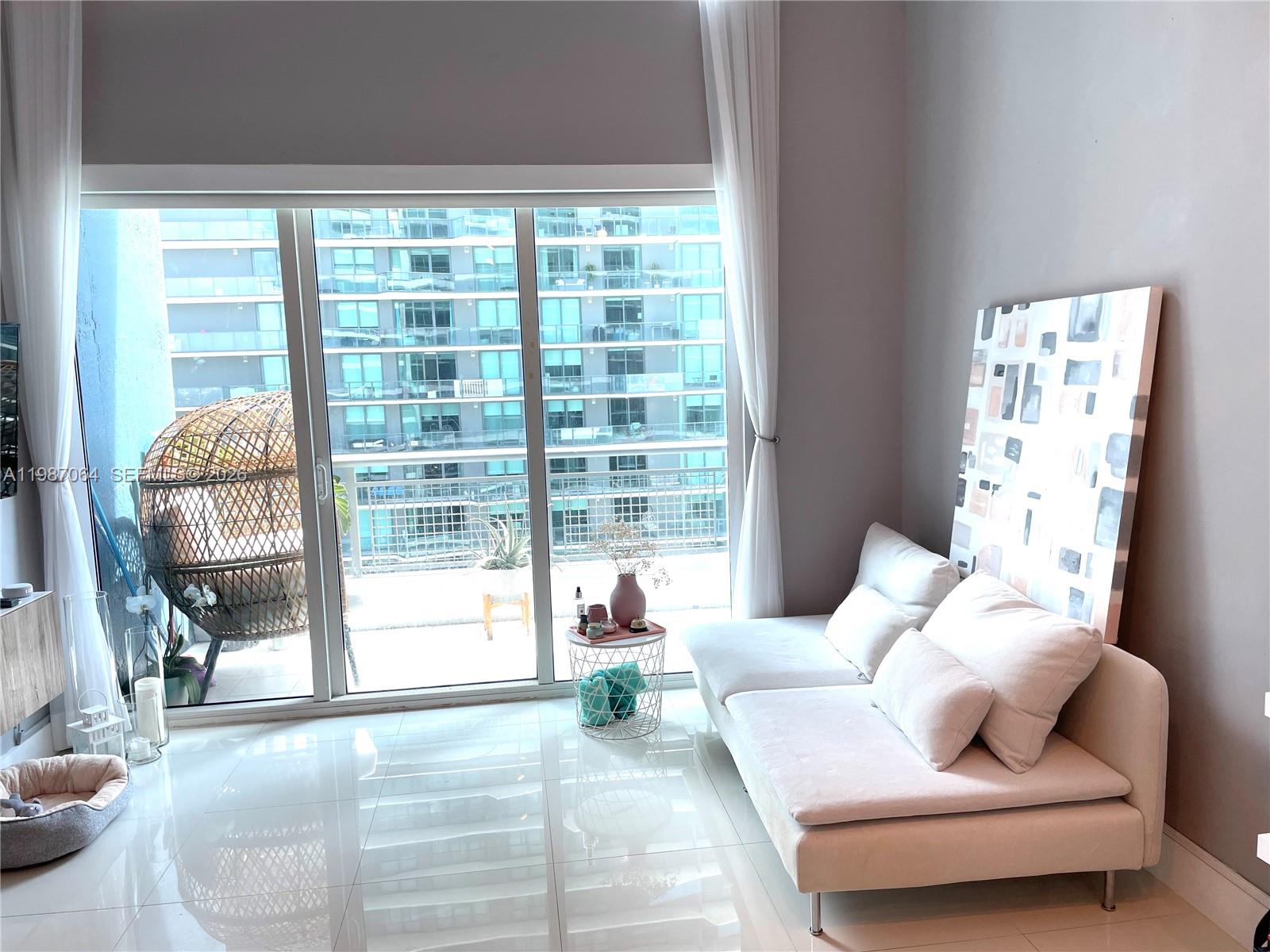 image Infinity at Brickell2