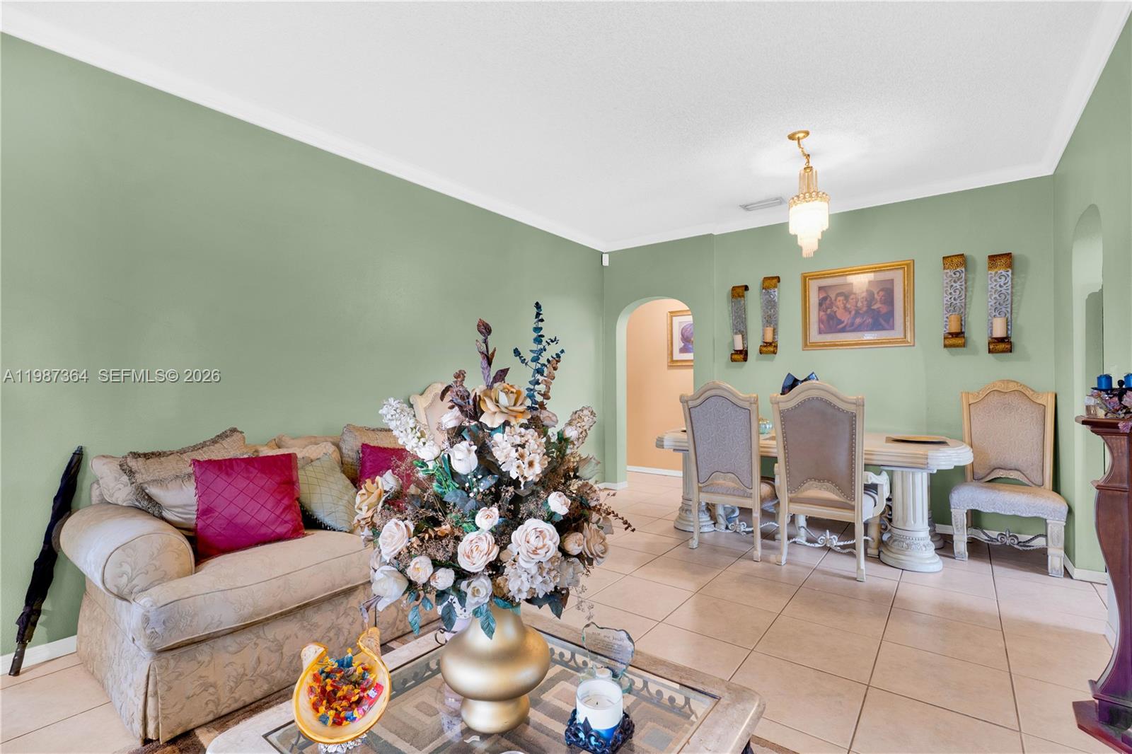 19269 NW 14th St Pembroke Pines, FL 33029