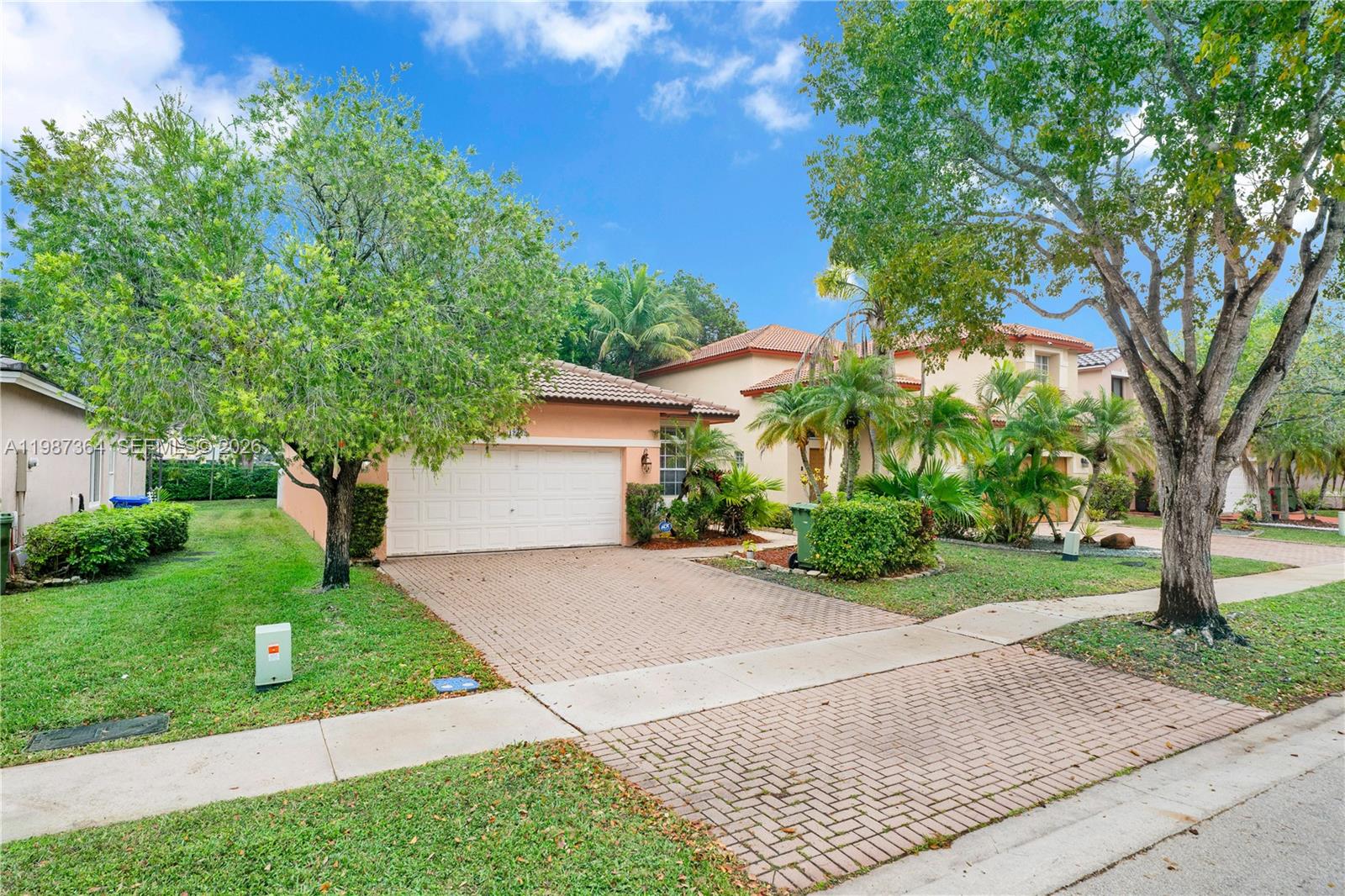 19269 NW 14th St Pembroke Pines, FL 33029