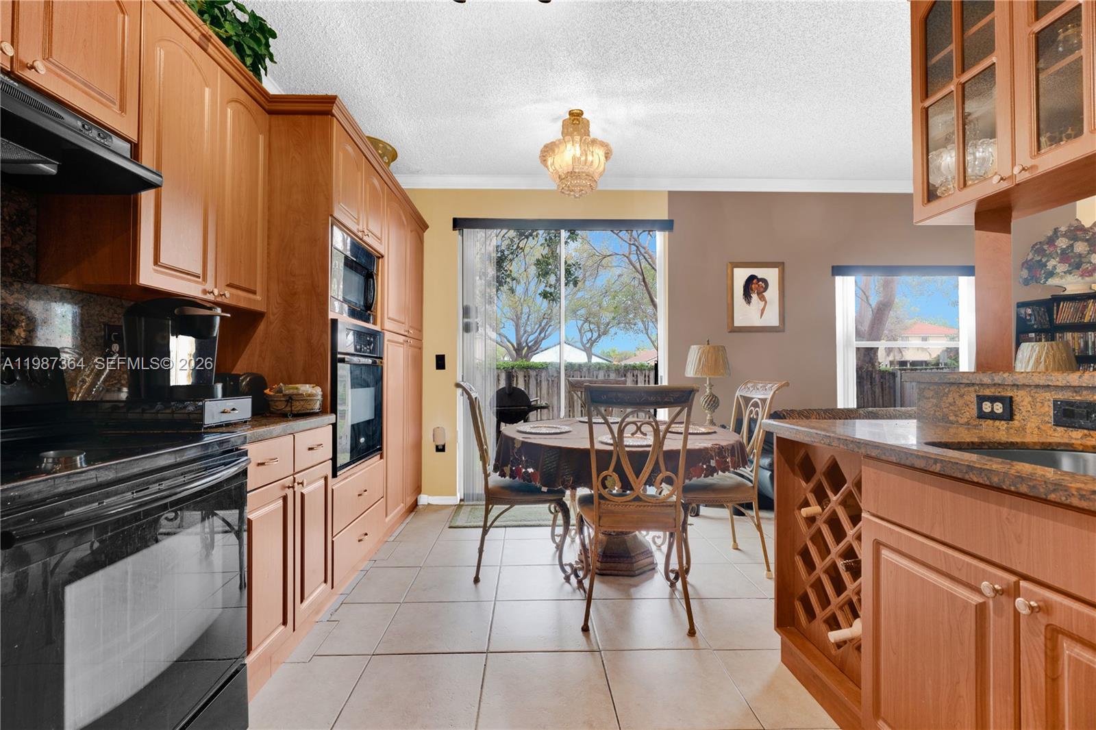 19269 NW 14th St Pembroke Pines, FL 33029