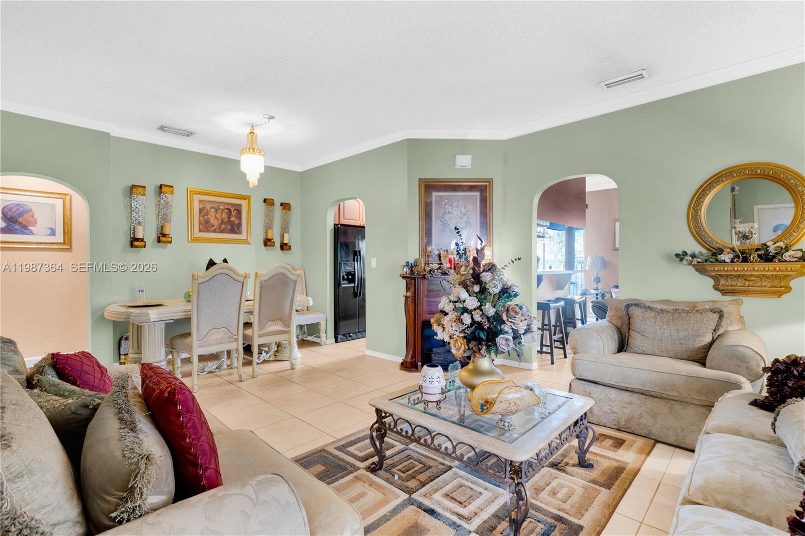 19269 NW 14th St Pembroke Pines, FL 33029