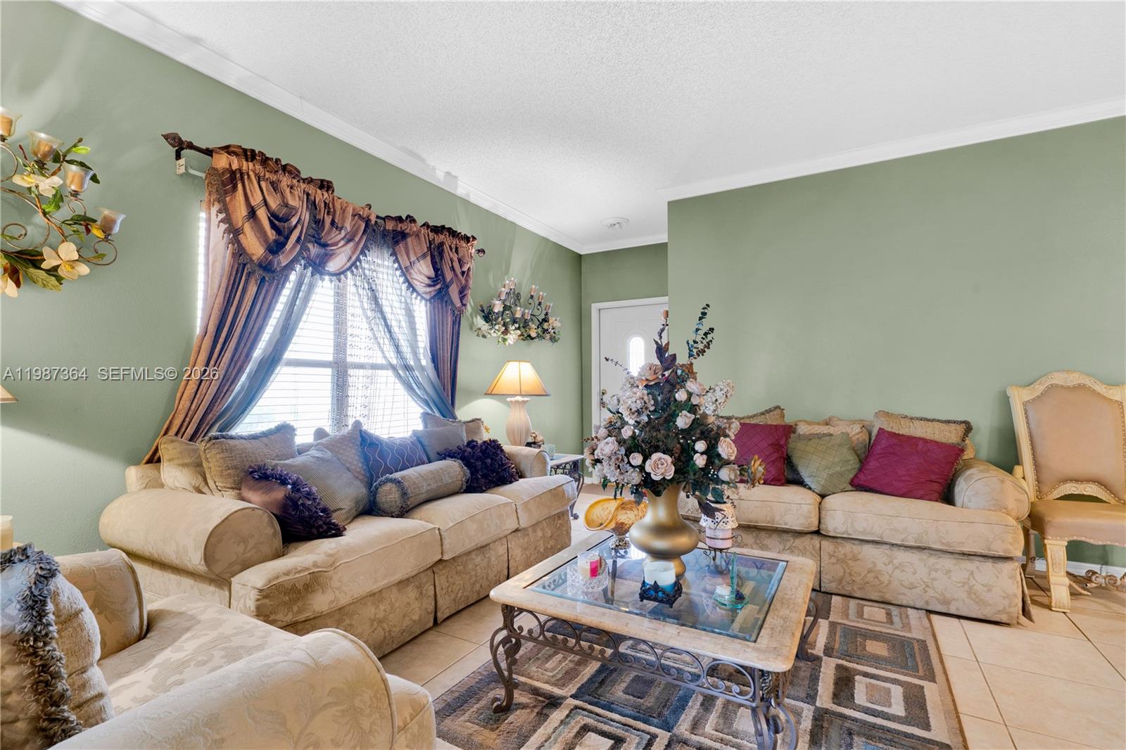 19269 NW 14th St Pembroke Pines, FL 33029