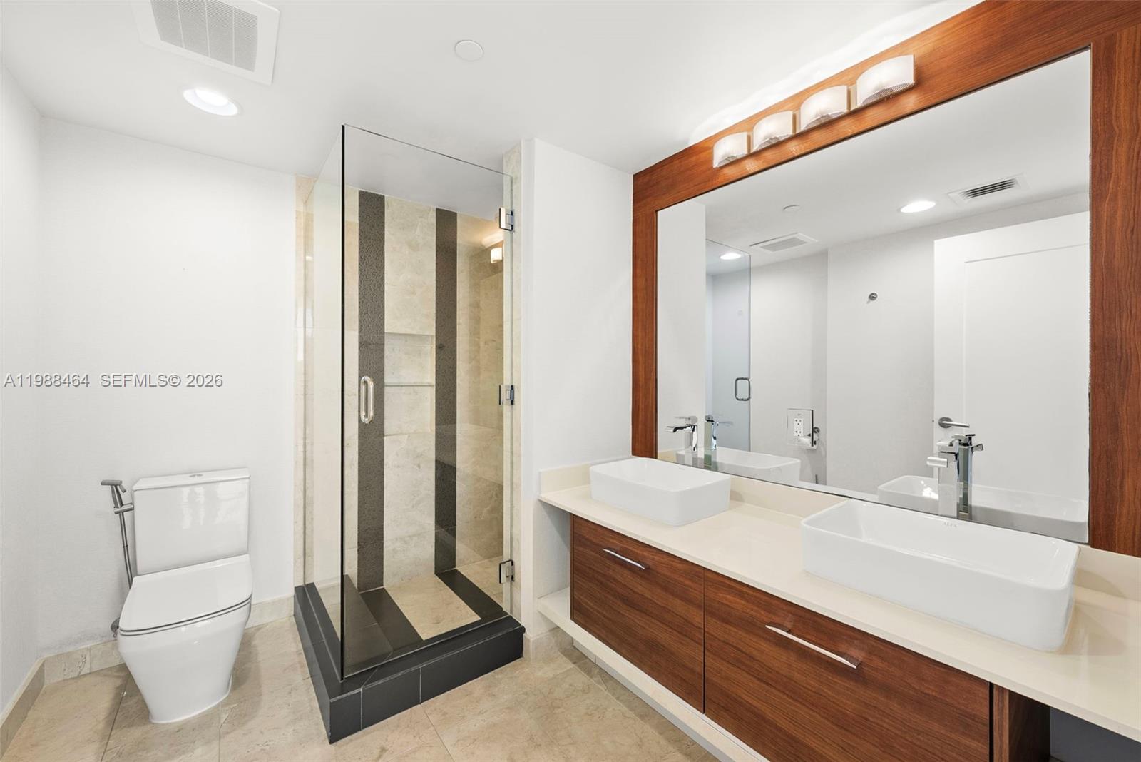 601 NE 27th St #1507 Miami, FL 33137