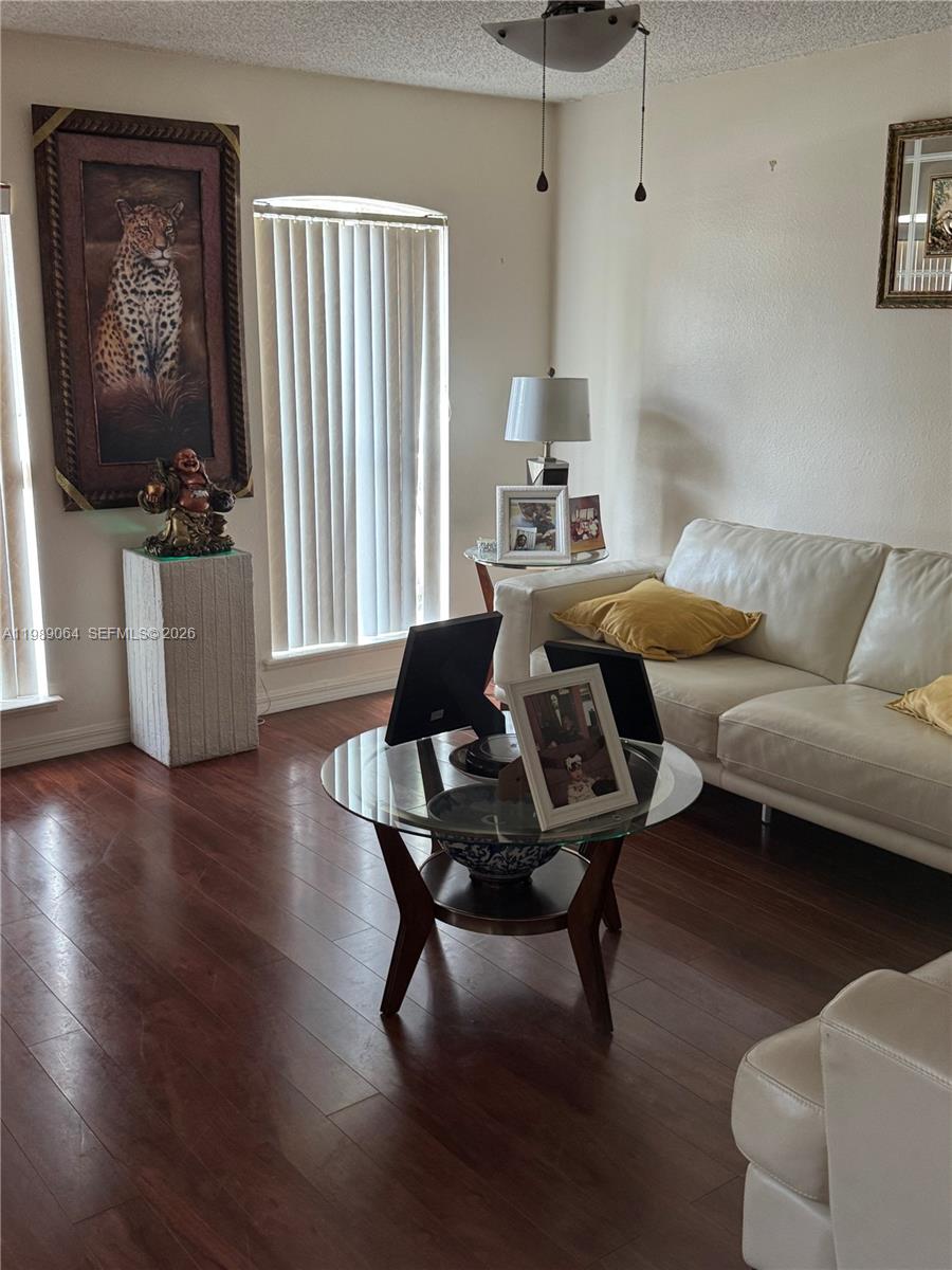 2394 Great Hbr Dr Kissimmee, FL 34746