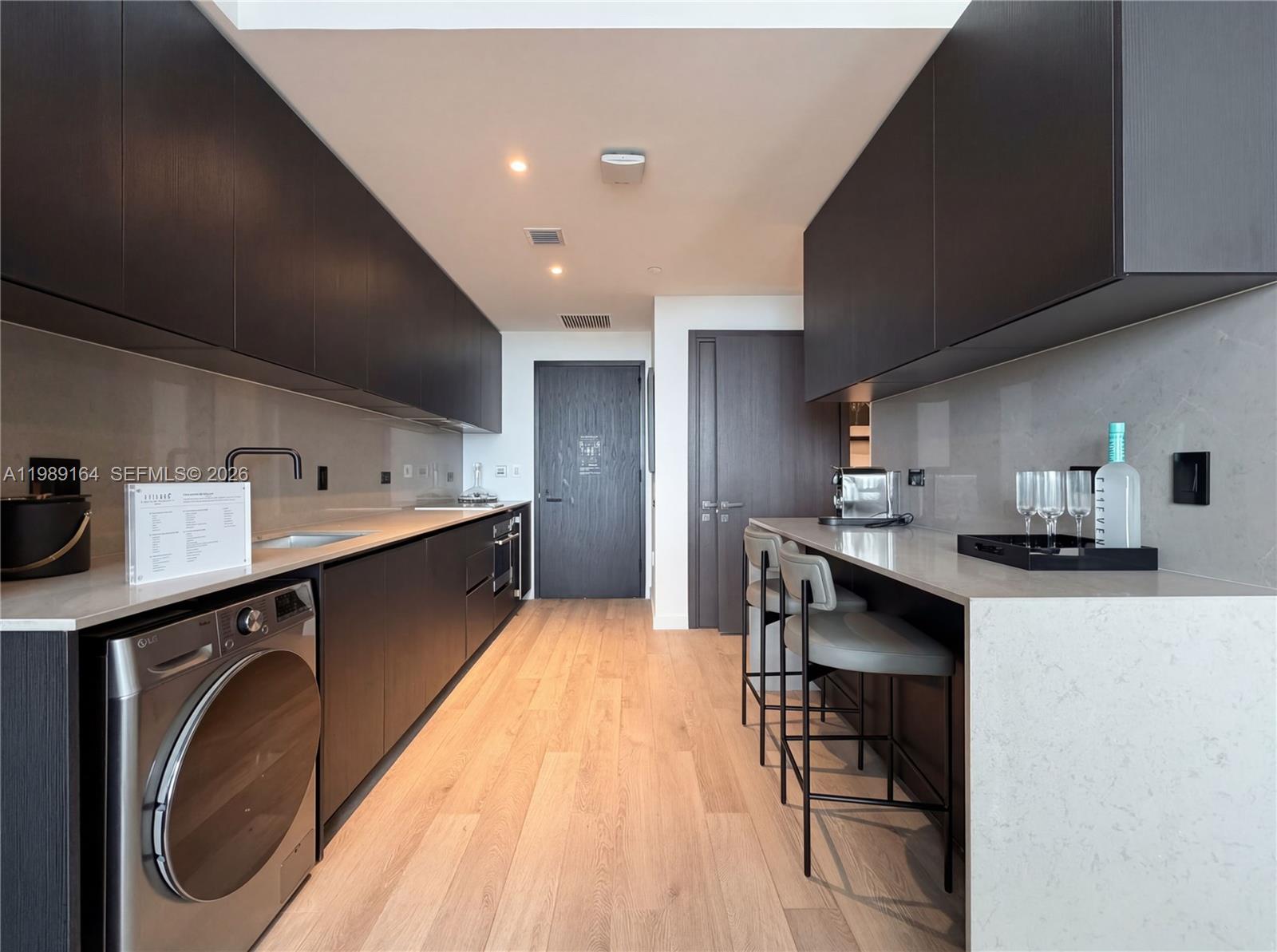 image E11EVEN Hotel & Residences11