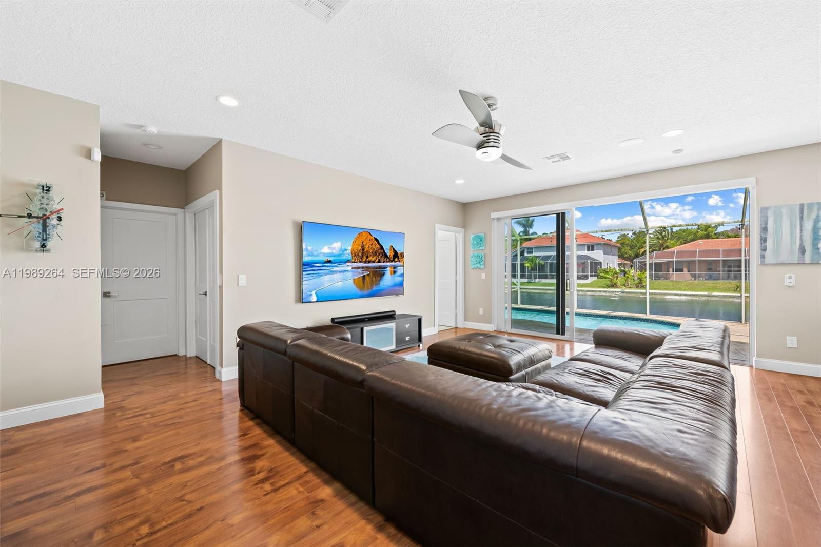 10237 NW 53rd Ct Coral Springs, FL 33076