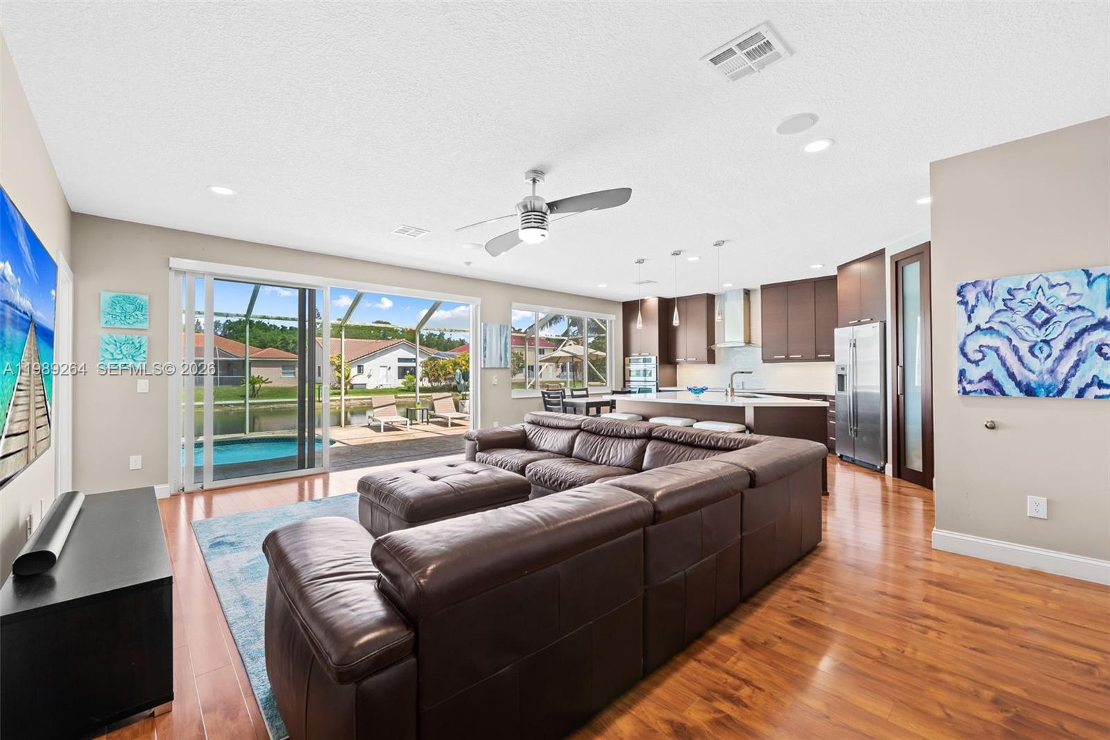 10237 NW 53rd Ct Coral Springs, FL 33076