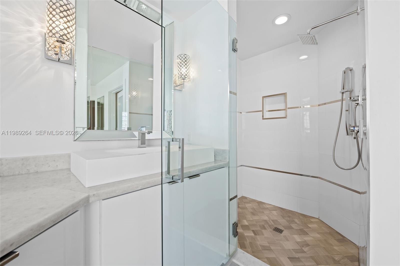 10237 NW 53rd Ct Coral Springs, FL 33076