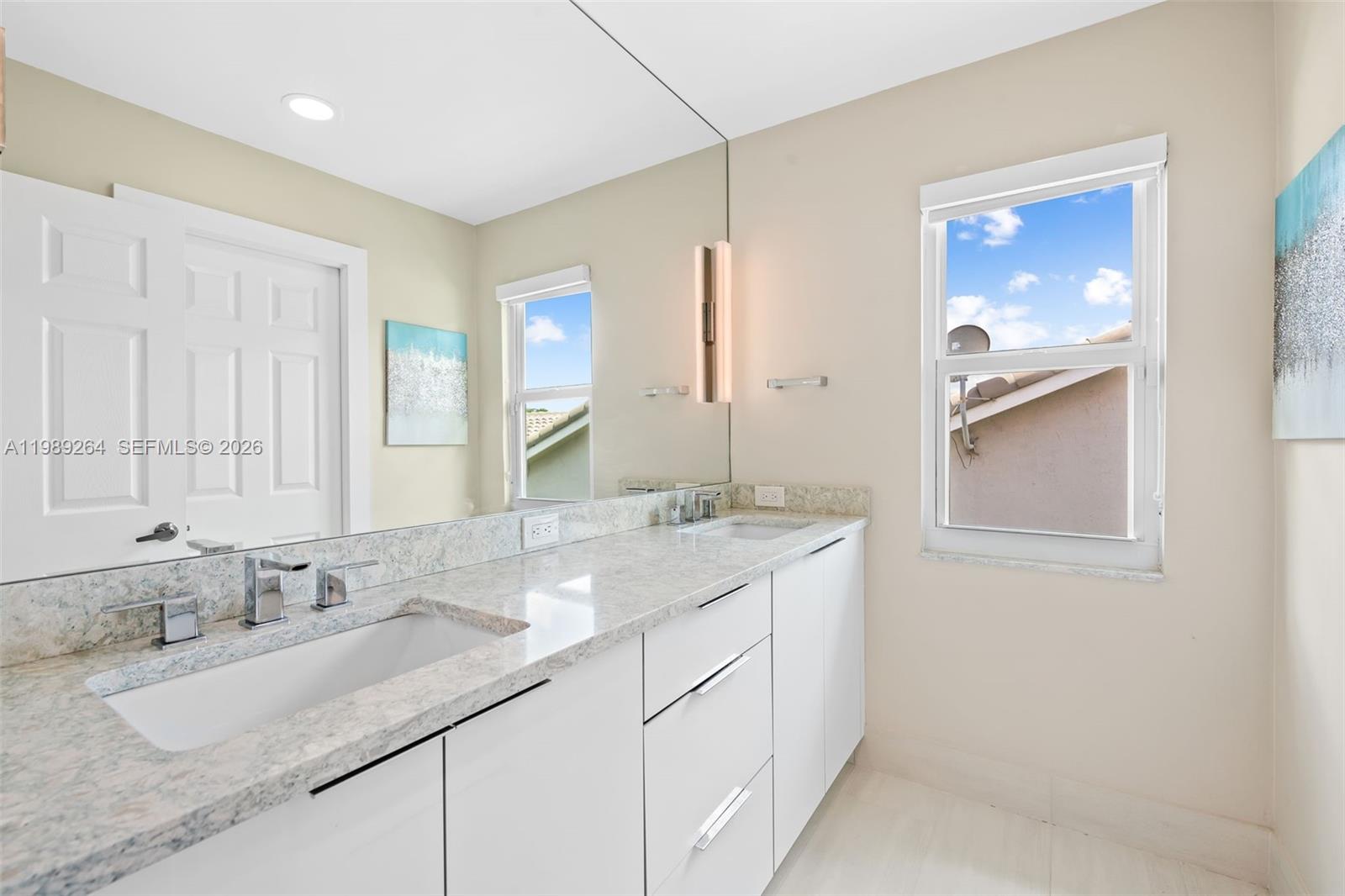 10237 NW 53rd Ct Coral Springs, FL 33076