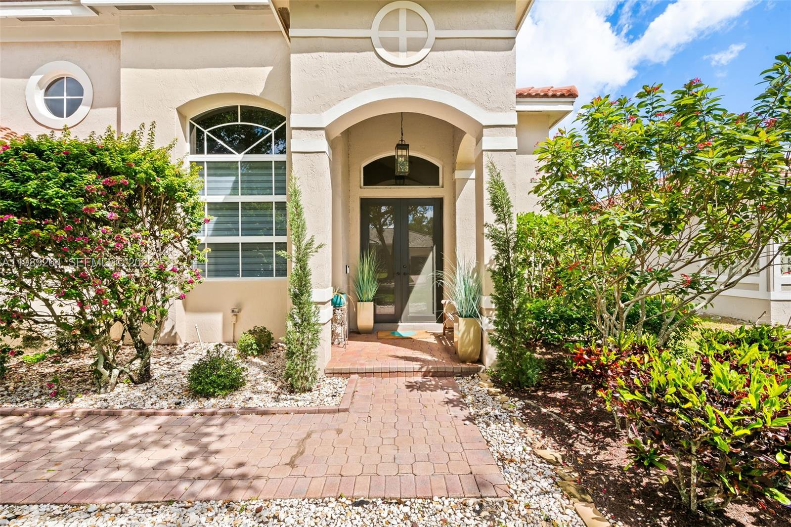 10237 NW 53rd Ct Coral Springs, FL 33076