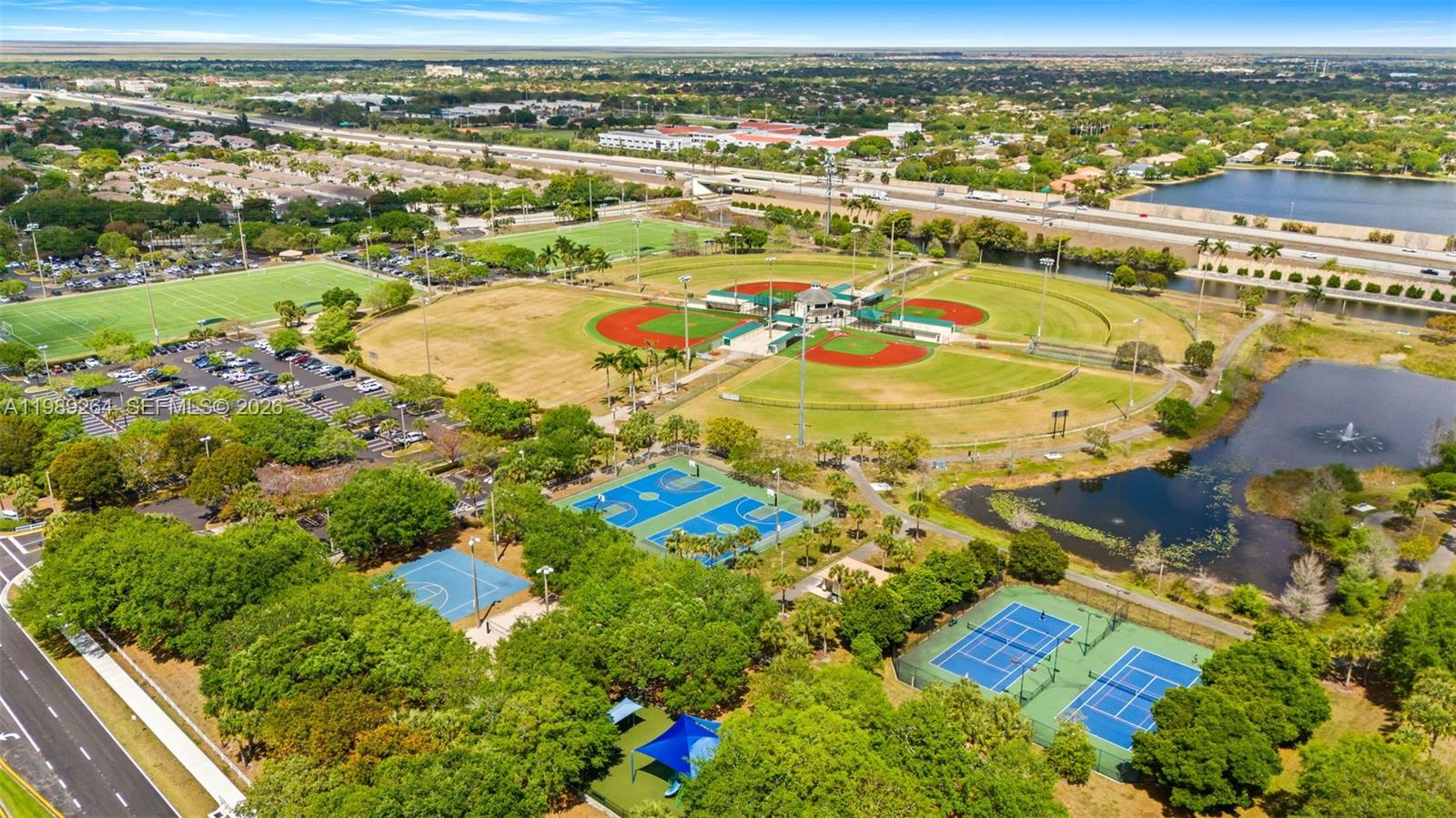 10237 NW 53rd Ct Coral Springs, FL 33076