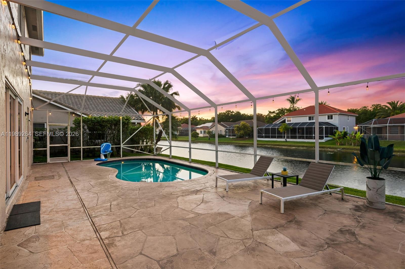 10237 NW 53rd Ct Coral Springs, FL 33076