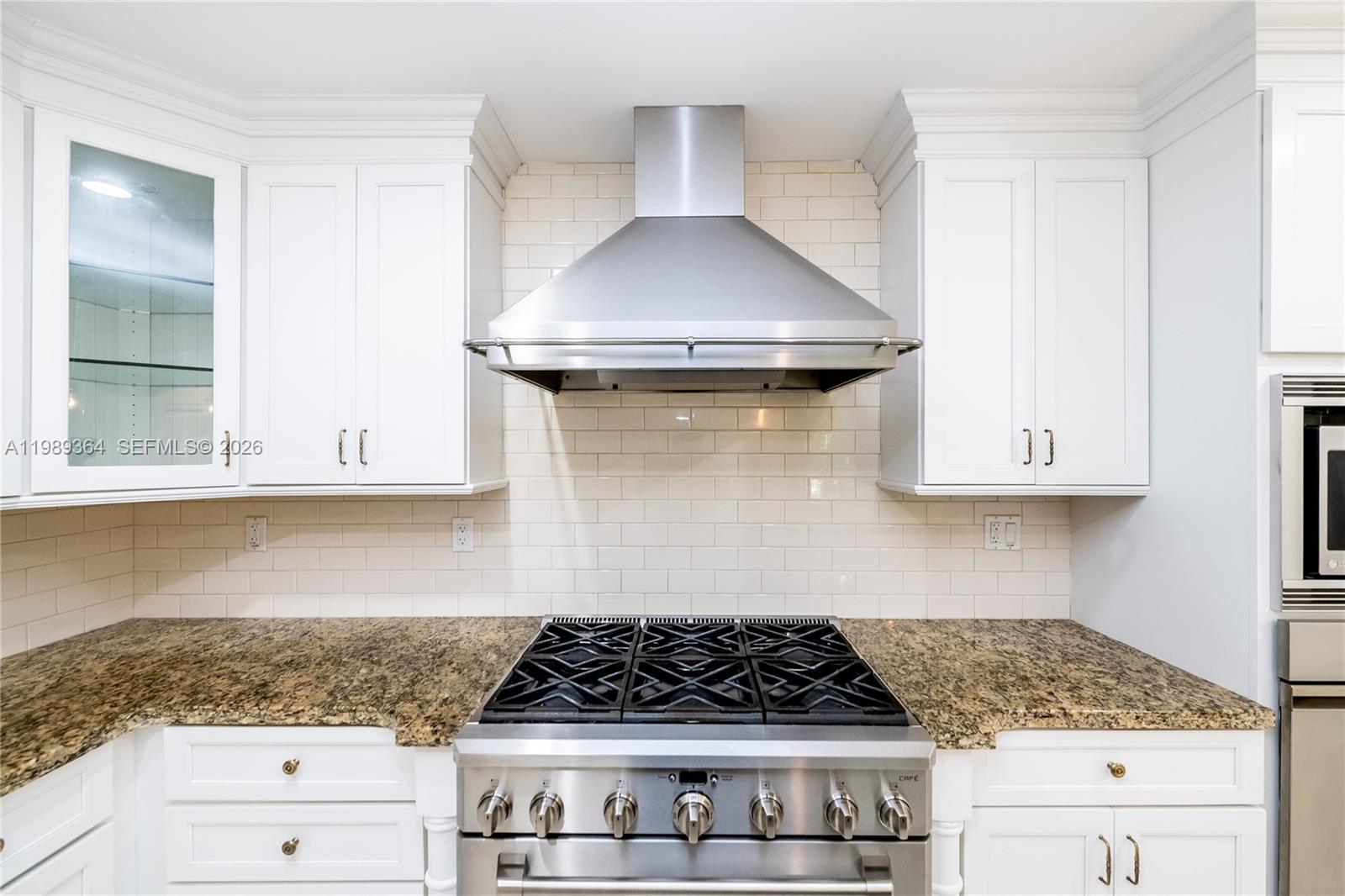 4160 Bay Pt Rd Miami, FL 33137