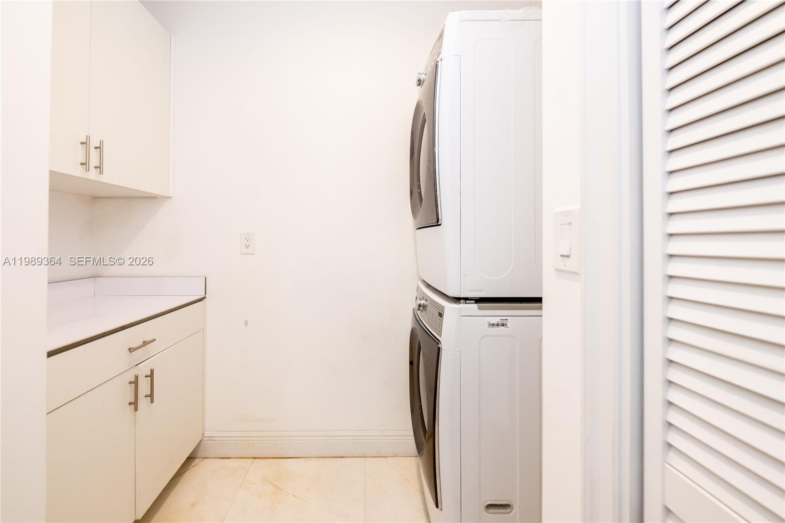 4160 Bay Pt Rd Miami, FL 33137