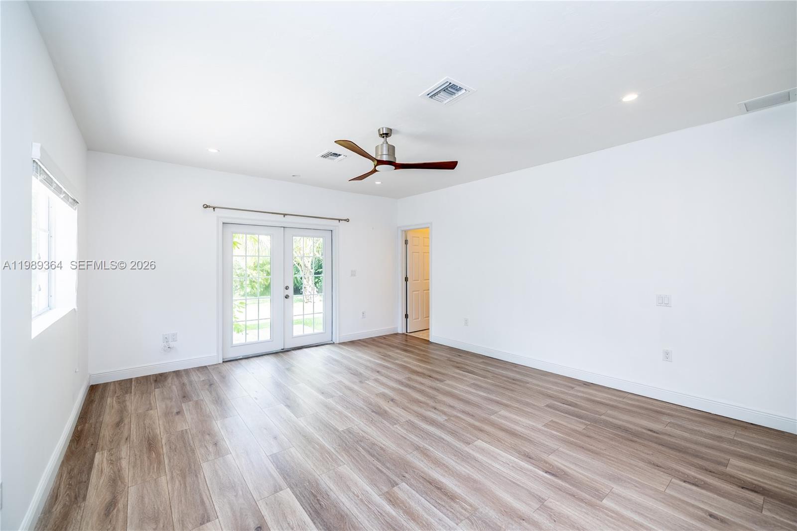 4160 Bay Pt Rd Miami, FL 33137