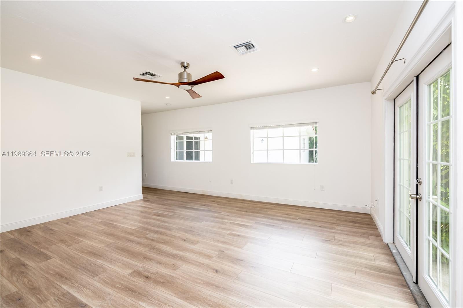 4160 Bay Pt Rd Miami, FL 33137