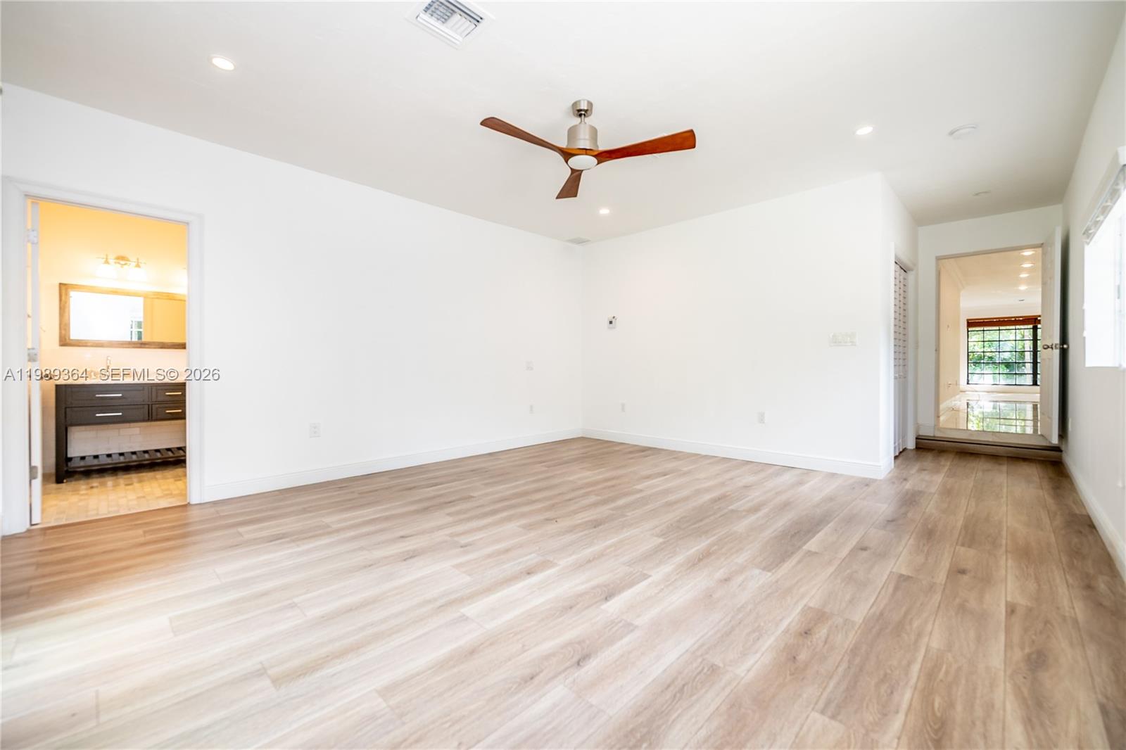 4160 Bay Pt Rd Miami, FL 33137