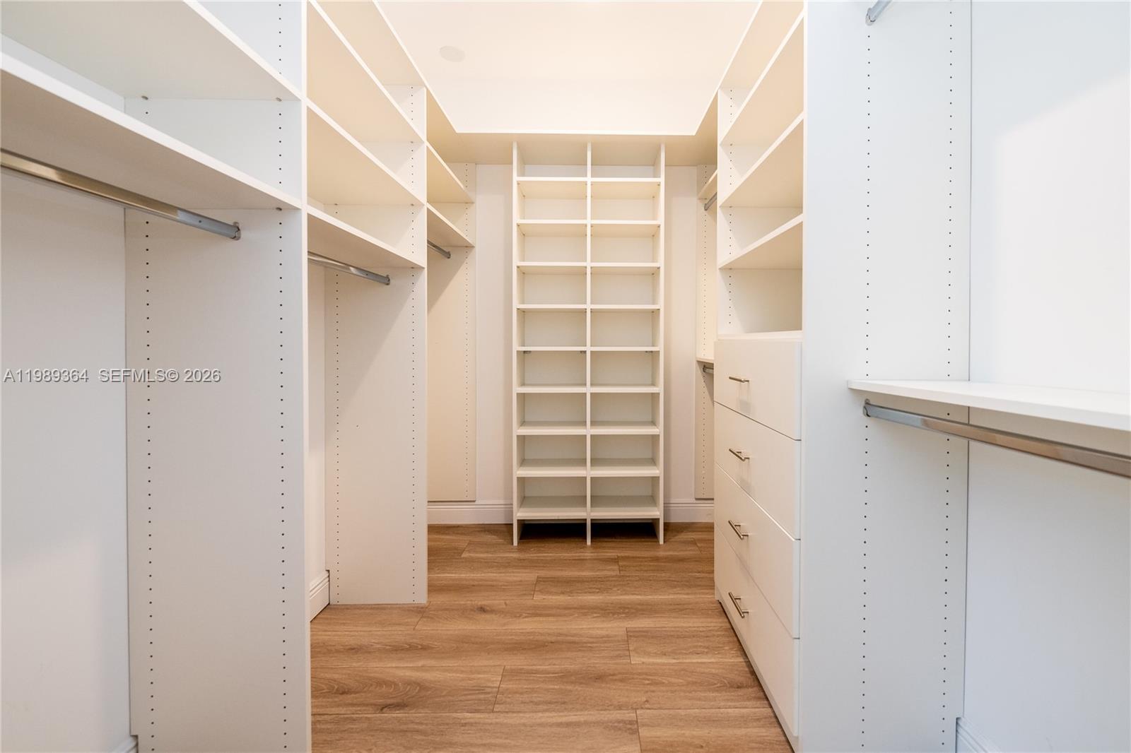 4160 Bay Pt Rd Miami, FL 33137