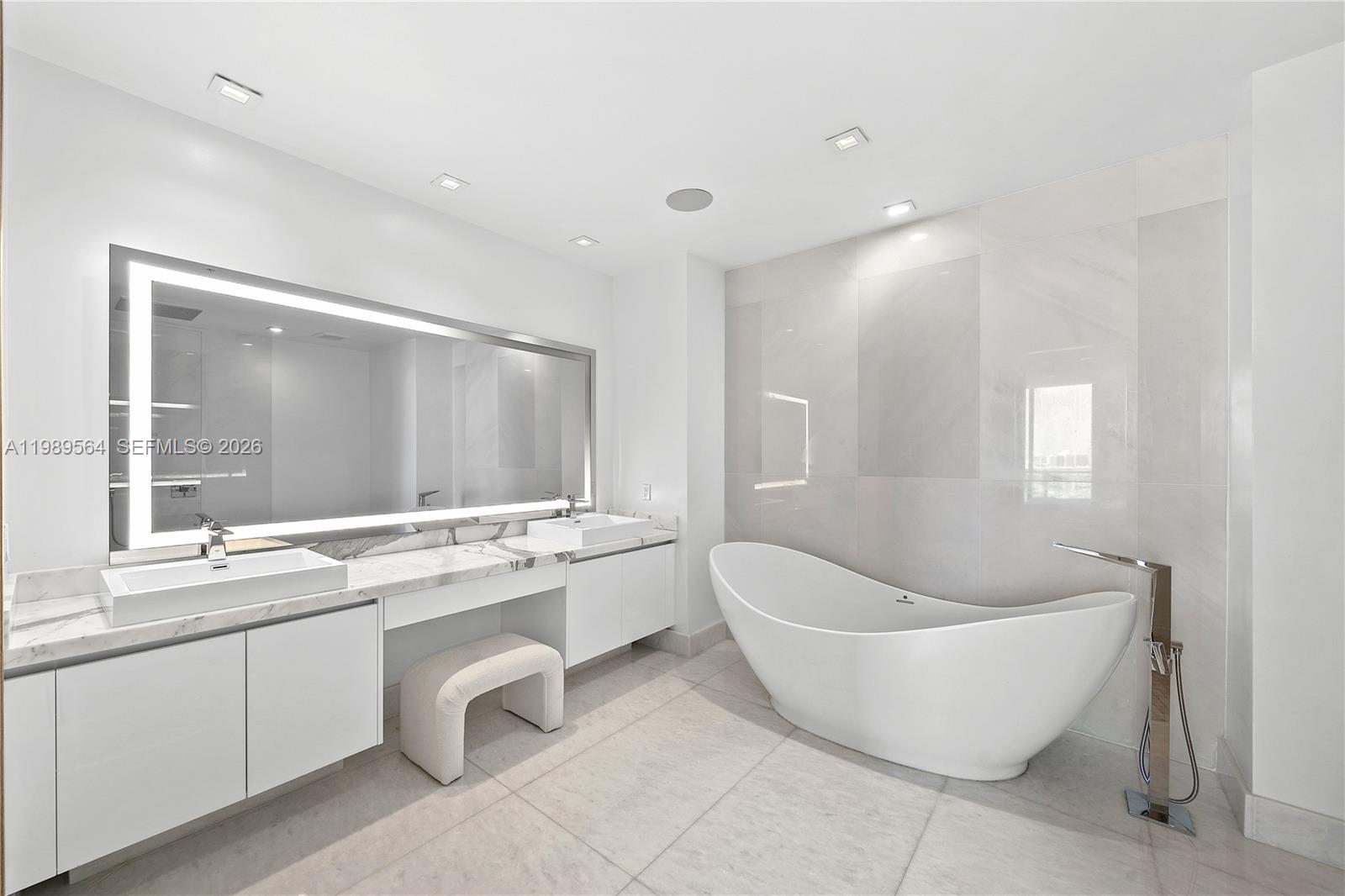 300 Sunny Isles Blvd #4-TS-03 Sunny Isles Beach, FL 33160