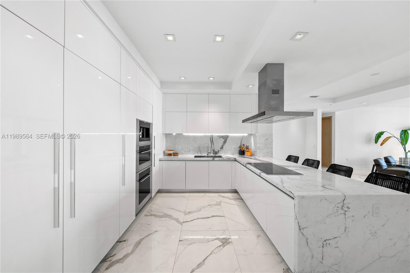 300 Sunny Isles Blvd #4-TS-03 Sunny Isles Beach, FL 33160