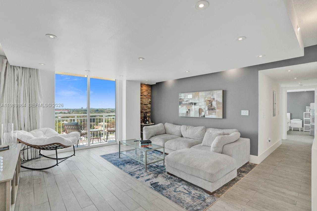 3000 Coral Way #1114 Miami, FL 33145