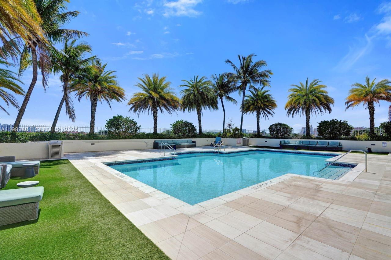 3000 Coral Way #1114 Miami, FL 33145