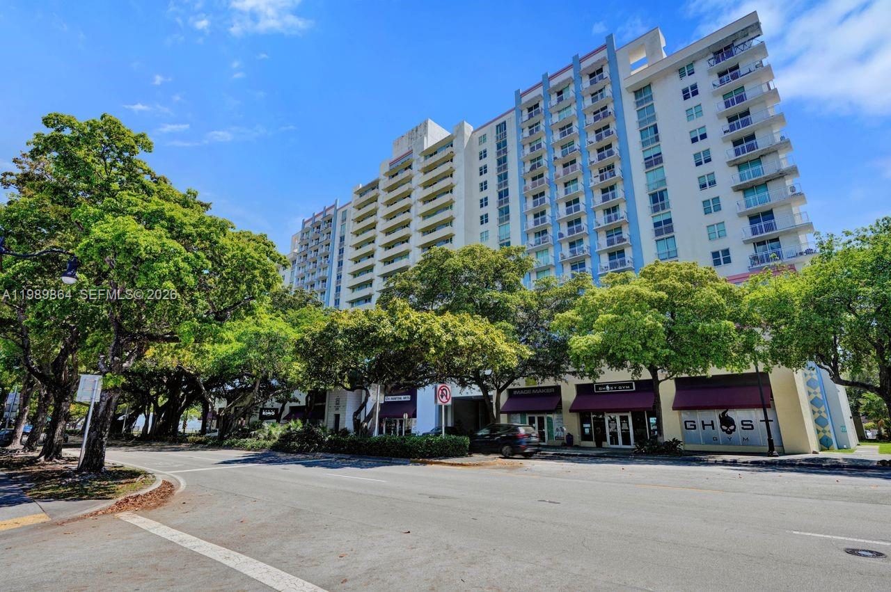 3000 Coral Way #1114 Miami, FL 33145