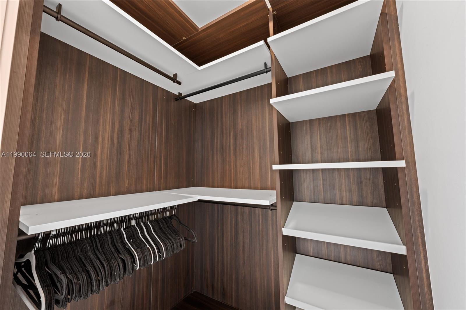 image Merrick Manor17