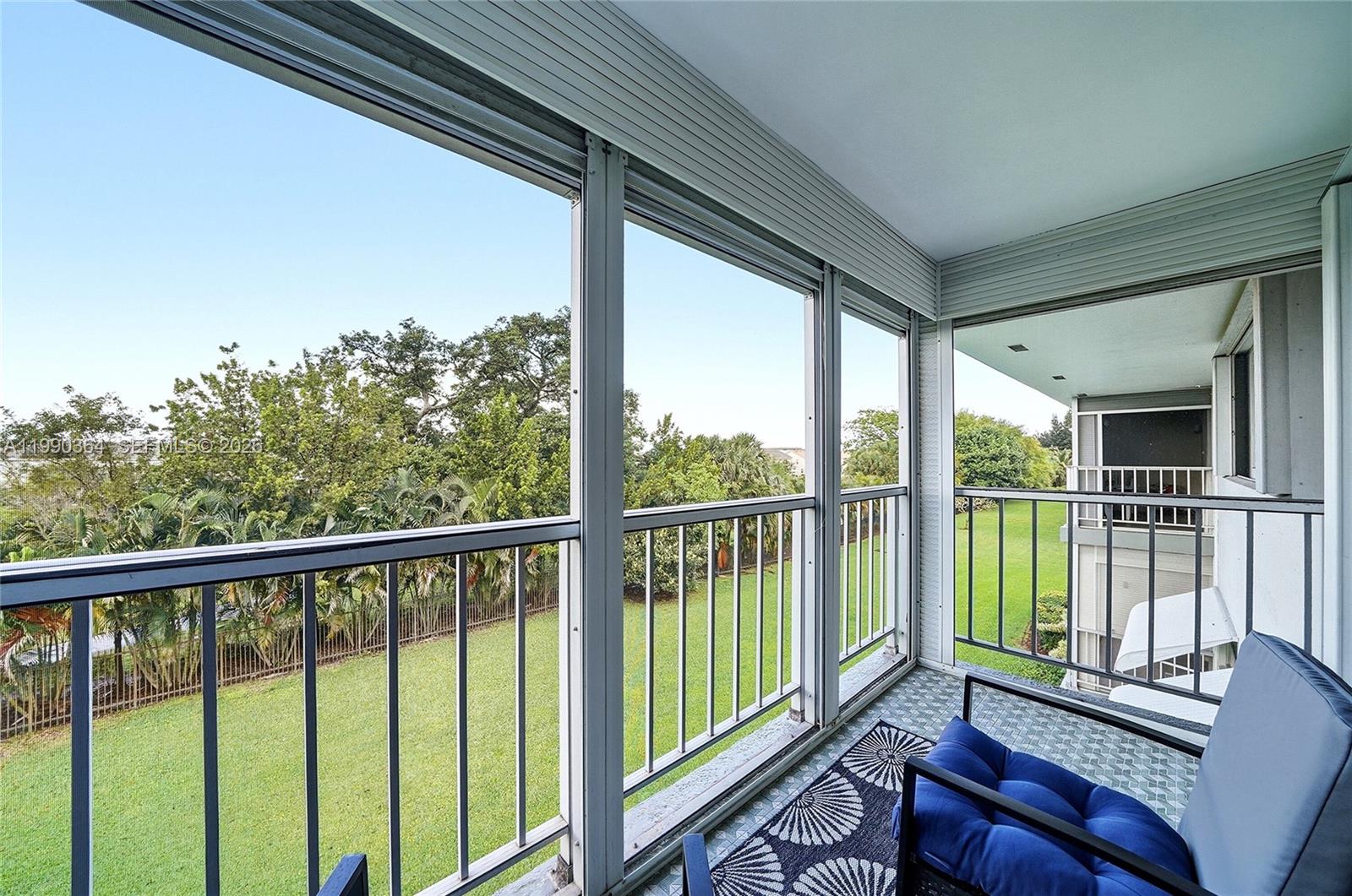 1200 Hillcrest Ct #306 Hollywood, FL 33021